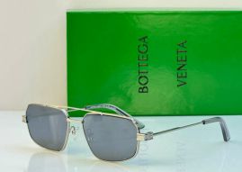 Picture of Bottega Veneta Sunglasses _SKUfw55533345fw